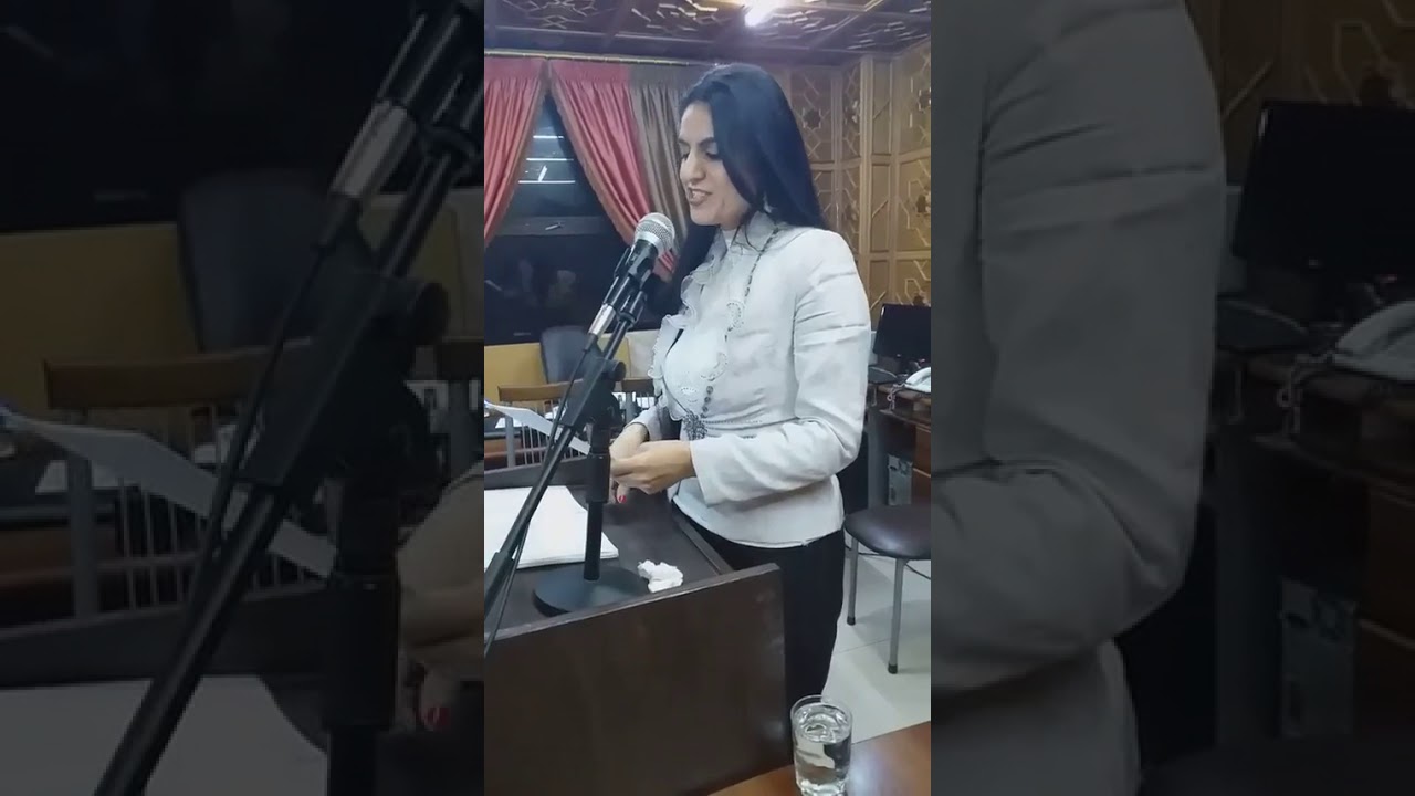 الشاعرة نرجس عمران