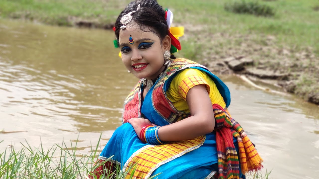 আসমানেতে দেয়া ডাকে - Ashmanete Deya Dake