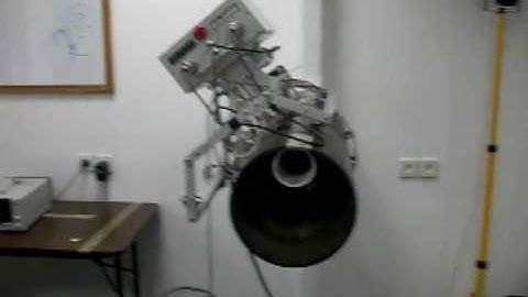 ISonic PA AUT Ultrasonic Phased Array scanning system recording the defects in a calibration pipe.