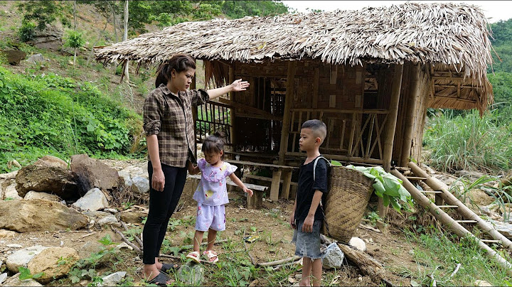 child lost in the woods is helped by a single mother and taken to an abandoned house.