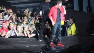 Austin Mahone - What About Love (Live -  Taylor Swift Red Tour) Resimi