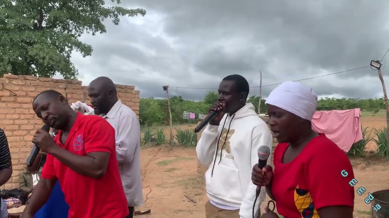 Muri mutsvene @ Mbuya majecha funeral