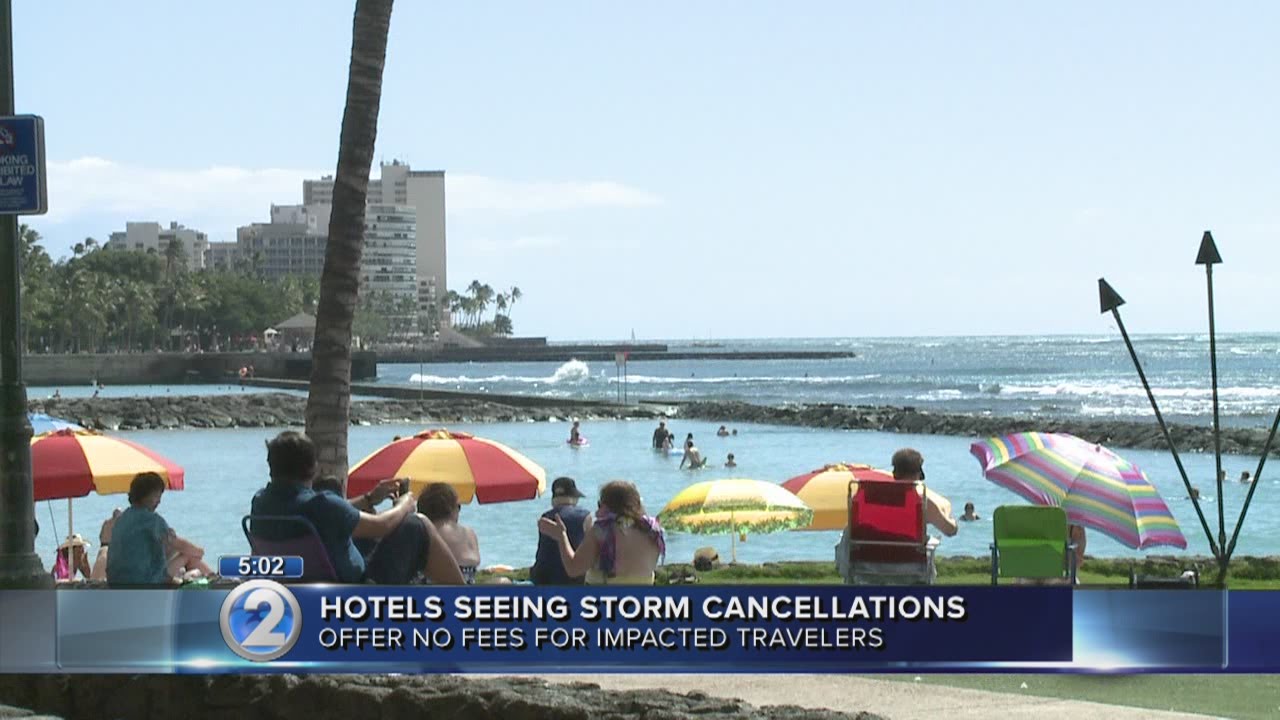 Flights to Hawaii impacted by blizzard, hotels see minimal