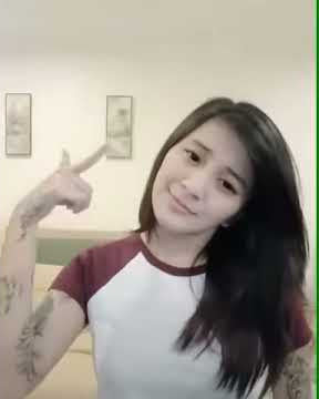 Artis Tiktok Bertato Upload'an terbaru dari Nadiaa Zerlinda.