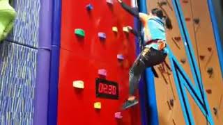 speed climb @ clip ‘n climb in 12sec.