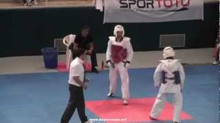 87kg Ugurcan Lacin - Yusuf Palabas (Knock Out) (2012 Turkish Taekwondo Championships Under -21)