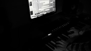Studio Snippet 3 - "I Know" - Working on Keyboards