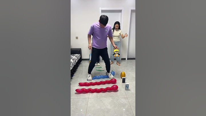 家庭版踩气球大挑战😂#funny #宝宝 #萌娃 #comedy