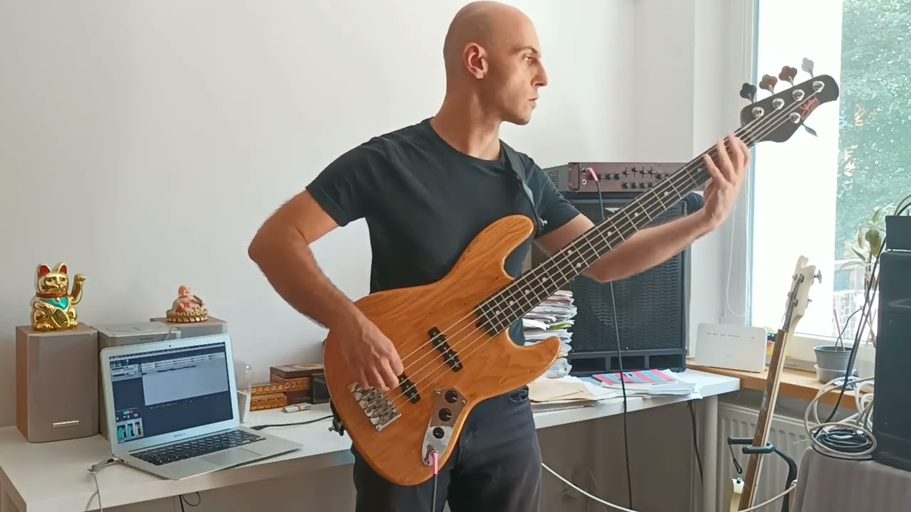 Knower (MonoNeon) - Nightmare Bass Cover