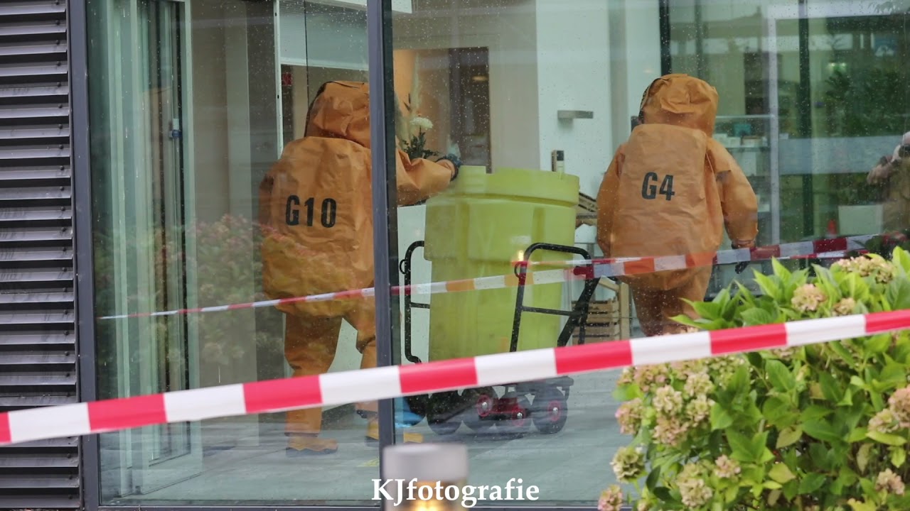 Gaspakdragers ingezet bij incident met gevaarlijke stoffen J. H. Oortweg Leiden