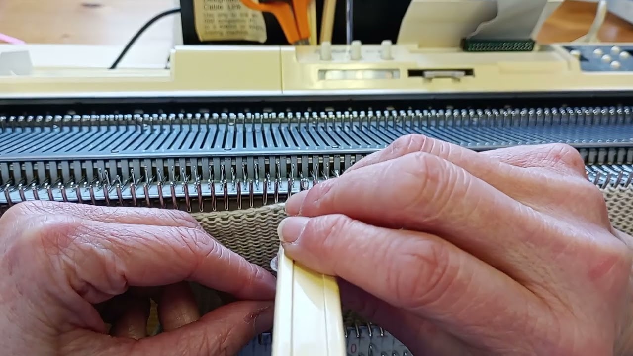 Machine Knitting Lesson on How to Cast/bind  Off
