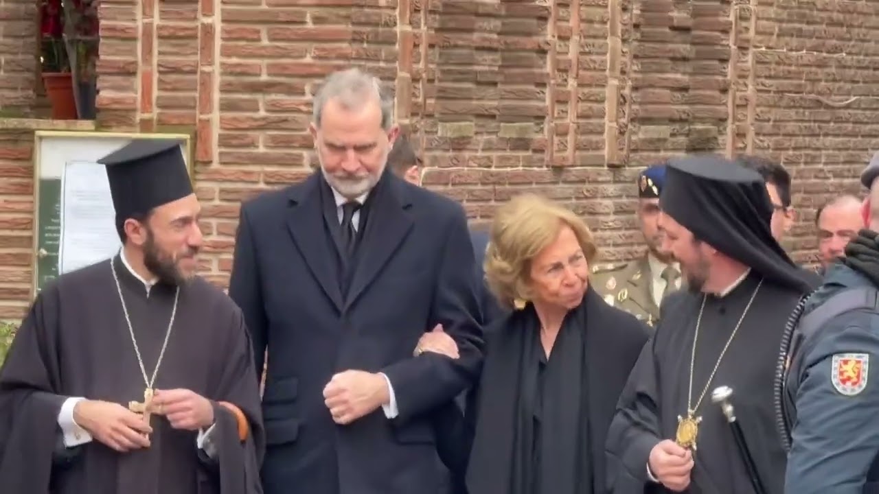 La FAMILIA REAL despide a la princesa IRENE de Grecia 