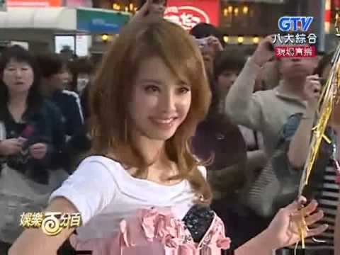 2009-03-27娱樂百分百～西門町拍攝示範带 大批歌迷包圍Jolin