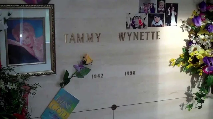 Tammy Wynette grave.Nashville,Tennessee