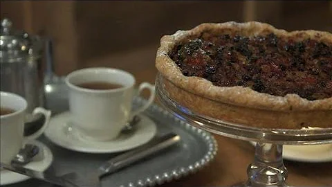 Reinventing the Holiday Fruitcake