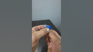 Genius Oil Hack You Need to Try #shorts #diy #tips #tricks #gardening #tools #lifehacks