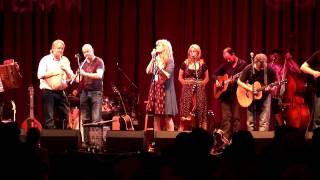 Video thumbnail of "Edie Reader - Wild Mountain Side - East Lothian Homecoming Skateraw Concert"