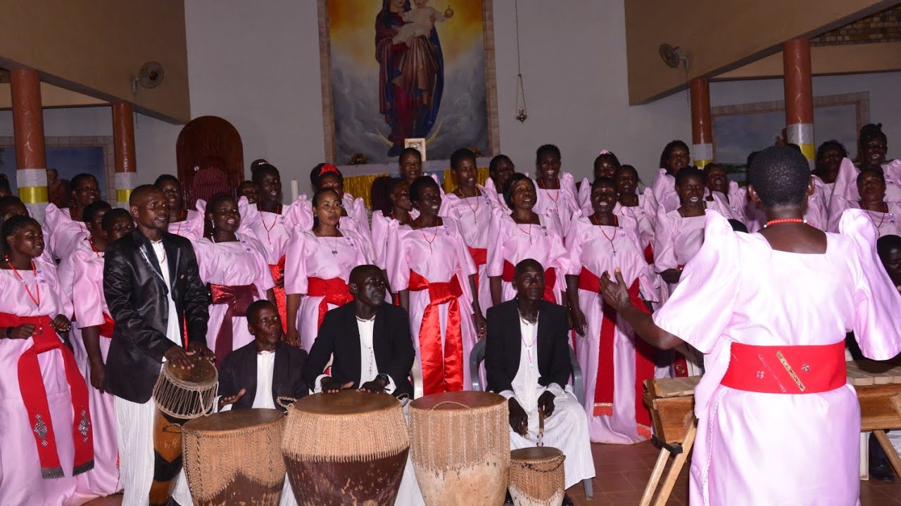 Muyogeyoge Kisoga Parish Choir Lugazi ( Uganda Martyrs Song ) YouTube