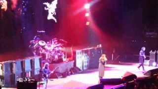 Black Sabbath (live @Paris Bercy, 02/12/2013) - War pigs