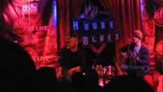 2007-01-22 - DAUGHTRY at HOB Chicago - 01 - Crashed
