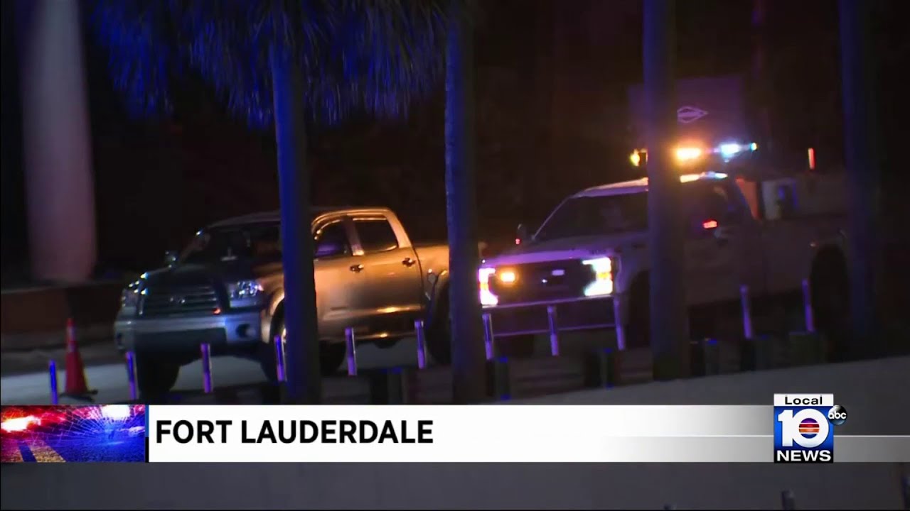 Motorcyclist killed on I-95 after being struck by car from behind - YouTube