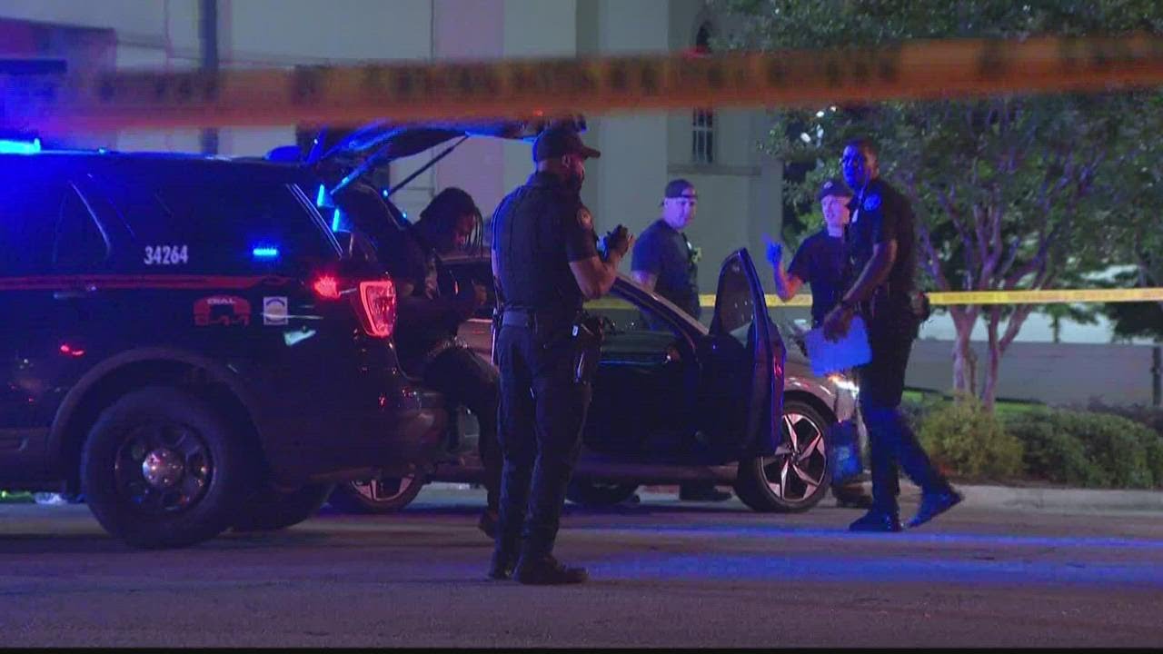 Police search for three suspects after man shot in Buckhead - YouTube