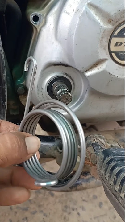 How to do Bajaj Discover Kick Spring Fitting/kick spring fitting in discover #shortvideo #spring