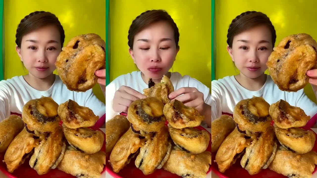 ASMR MUKBANG BLACK BEAN FIRE NOODLE & SPICY OCTOPUS SPAM FRIED DUMPLING EATING