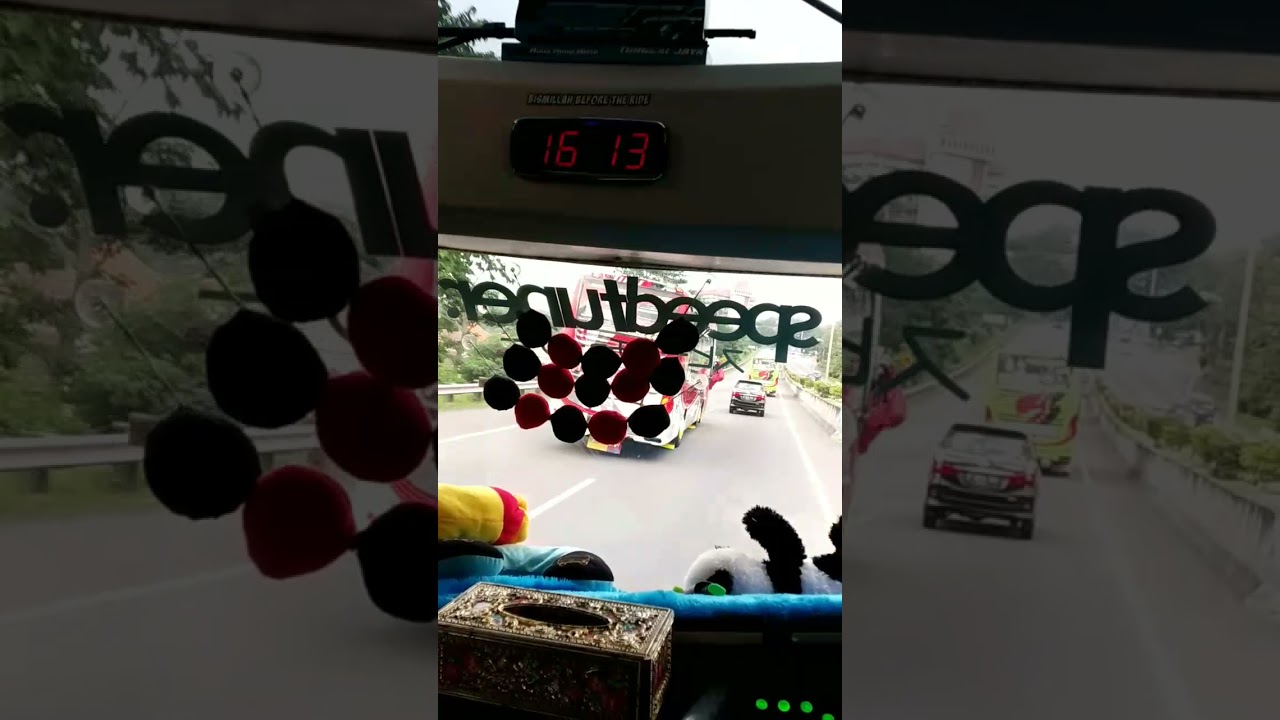 Adu balap bus   story wa bus 30 detik 