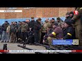 "Ми всі разом - до перемоги": Порошенко передав зброю та спорядження батальйону тероборони "Скіф"