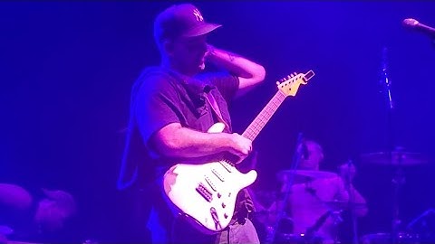 Get Away - Mac Ayres @ London (27.10.2023) O2 Shepherds Bush Empire