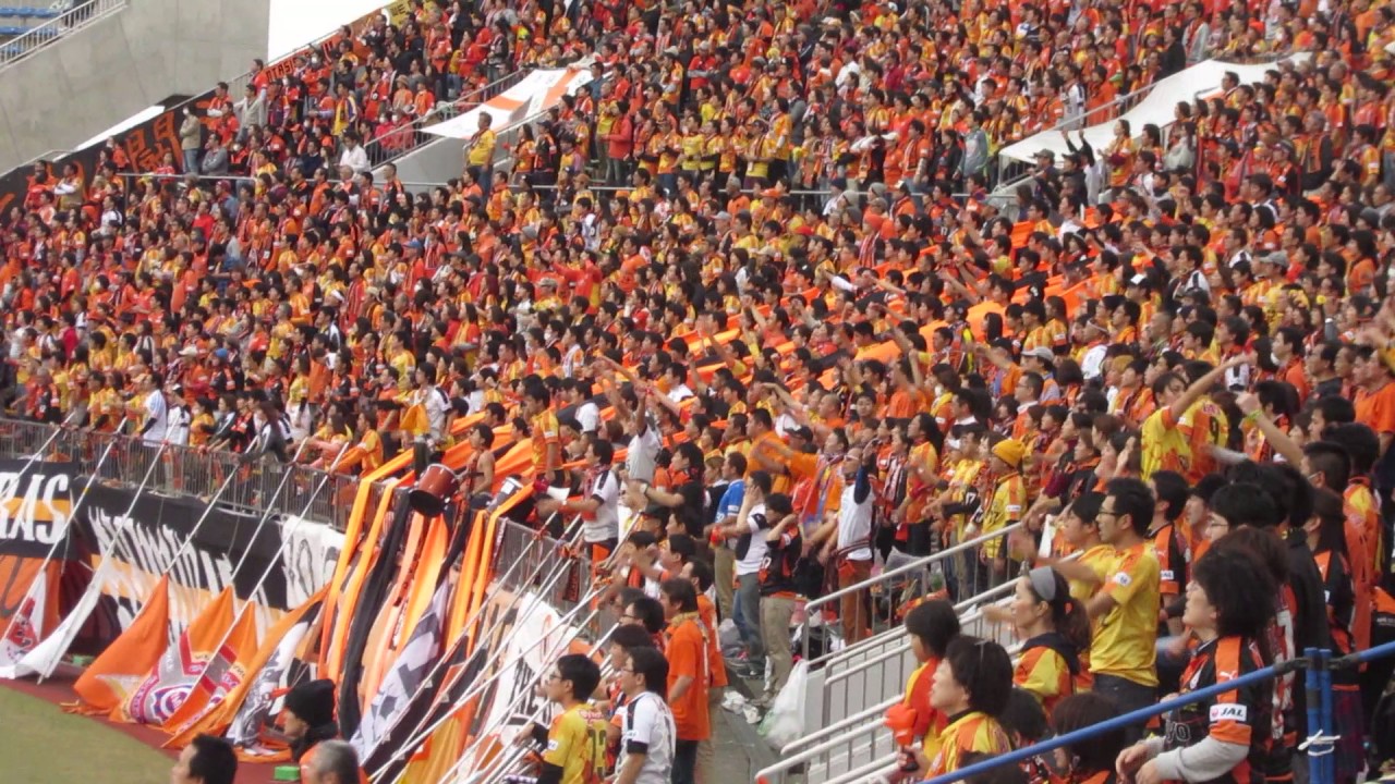 スタジアムに Ultras ウルトラス を観に行こう 応援団のススメ のりらじブログ Noriwo Radio Blog