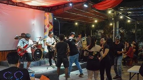 Poloband - Jaman edan (Official musik video)