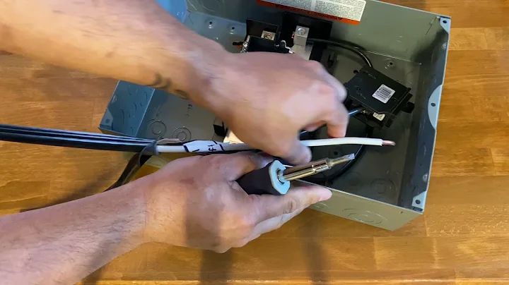 Wiring an electrical panel for 120v for solar system