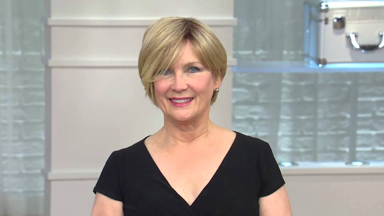 Hairdo Angled Short Cut Wig with Pat James-Dementri