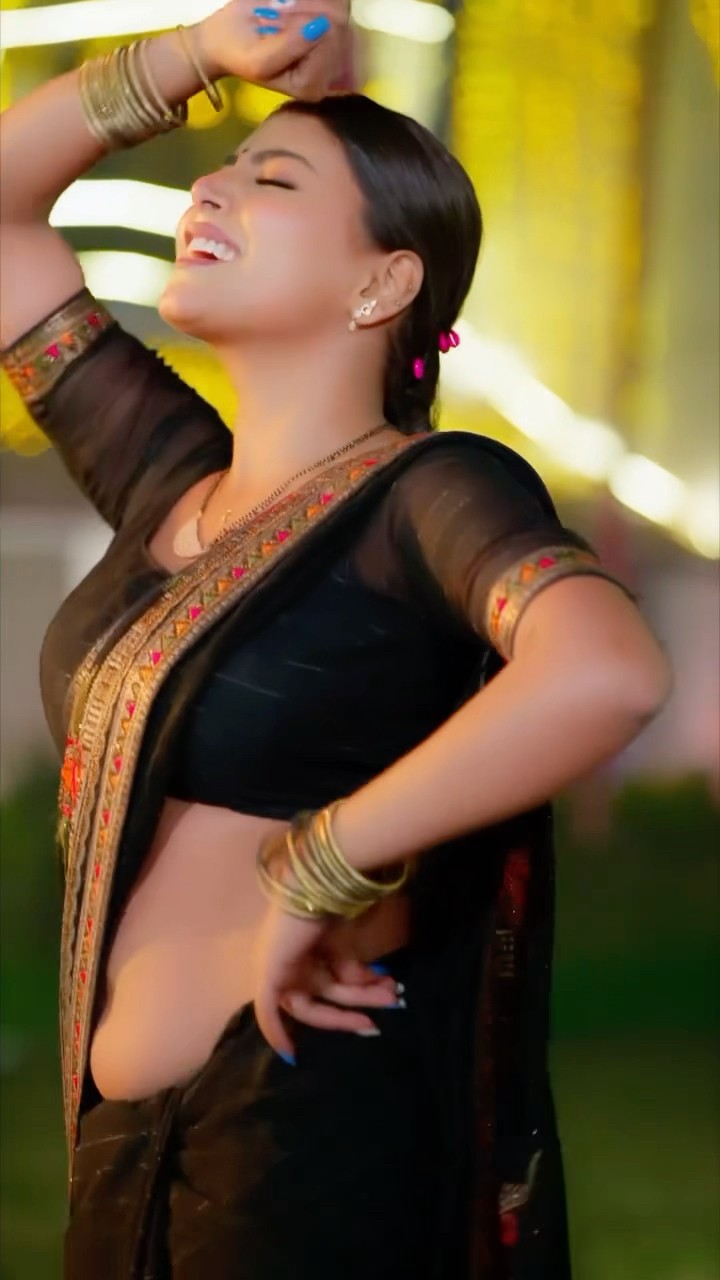 Kala Bhaila Kalkatta Me #shilpiraj #mahishrivastava | काला भईला कलकत्ता में | #Bhojpuri #Song #short