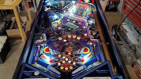 Part 3: 1985 Bally Cybernaut Pinball Project. Playfield shop job!