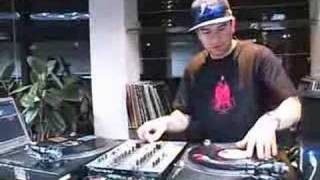 DJ 101 - DR1 from Team Canada DJs Scratch Routine