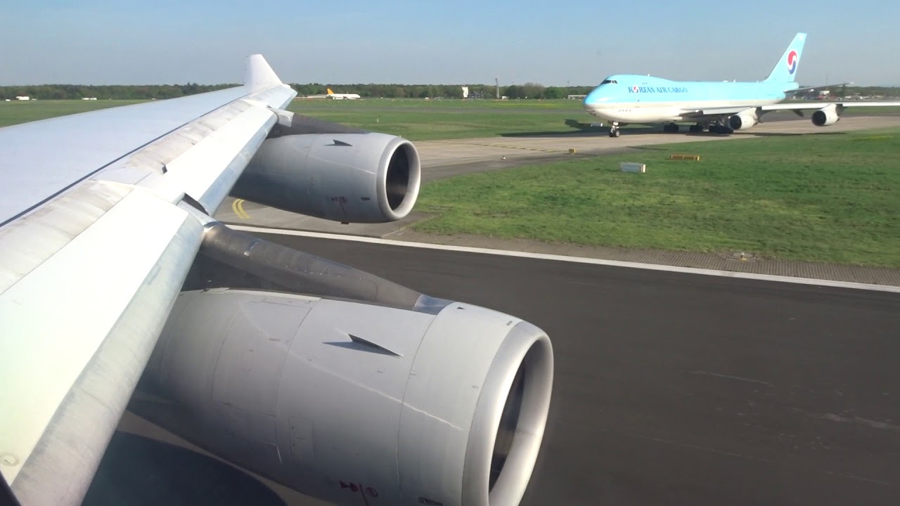Lufthansa Airbus 340-300 Takeoff Frankfurt
