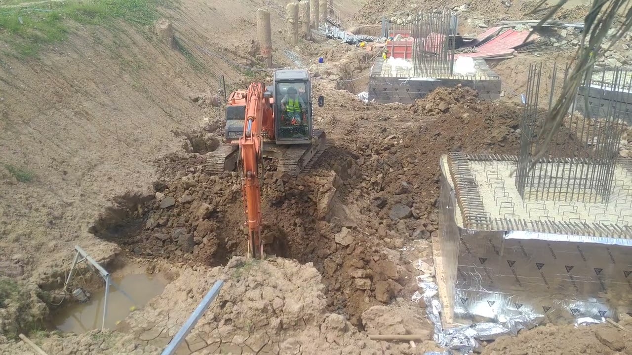 STOP Foundation Cracks! The PROPER Way to Install Footing Rebar (Construction Tutorial) PART-03