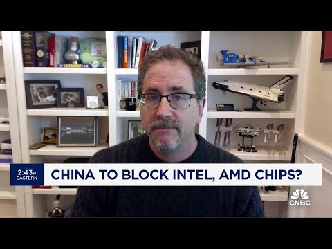 Overall impact of China's potential chip ban won't be that big, says Bernstein's Stacy Rasgon Episode cover