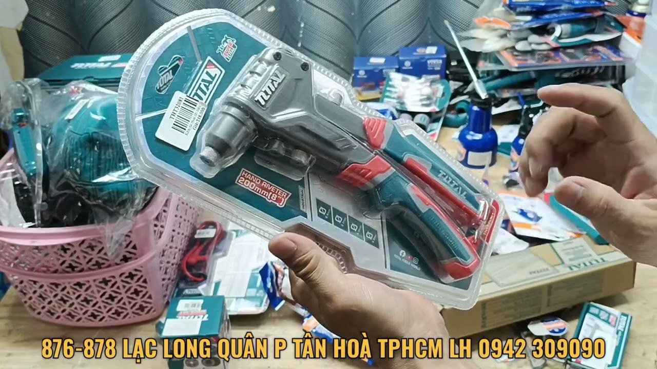 Đồ nghề Total, Wadfow về nhiều hàng đầu năm