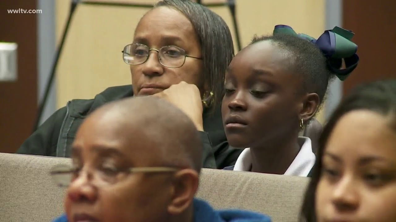 Jefferson Parish School District approves rezoning changes, 200