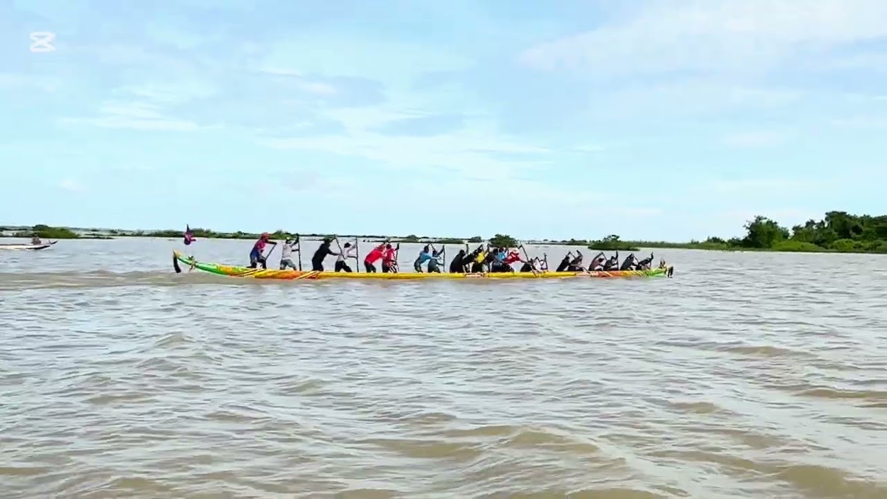 @ទូកបញ្ចកោណធិបតីបារាយណ៍សែនជ័យ 