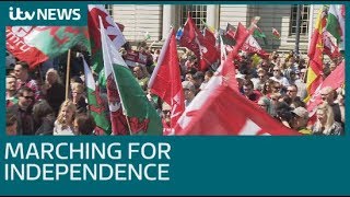 Thousands attend Welsh independence march | ITV News