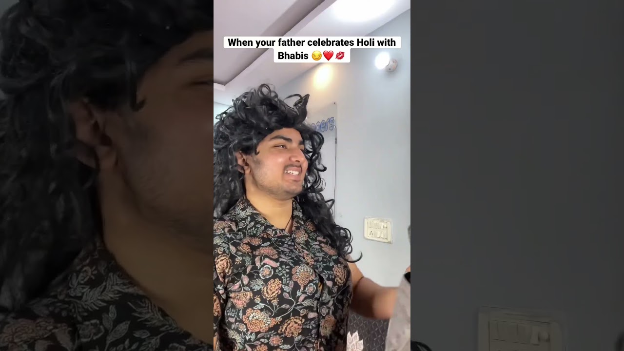 When celebrates Holi with Bhabis 😏❤️💋 | Hassu