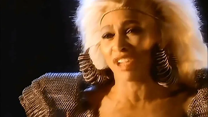 TINA TURNER  We Don't Need Another Hero (Thunderdo...