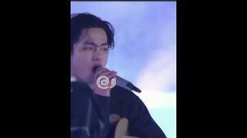 his facial expressions always 🔥🔥 #v #taehyung