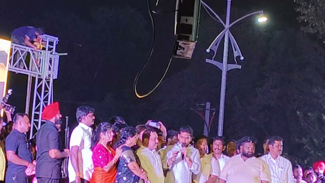 Na.Ra.Bharat Reddy.MLA. speech. Birthday celebration at Bellary SP circle