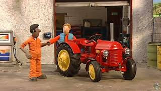Cbeebies On Bbc Two Little Red Tractor - S01 Episode 20 Roof Tops